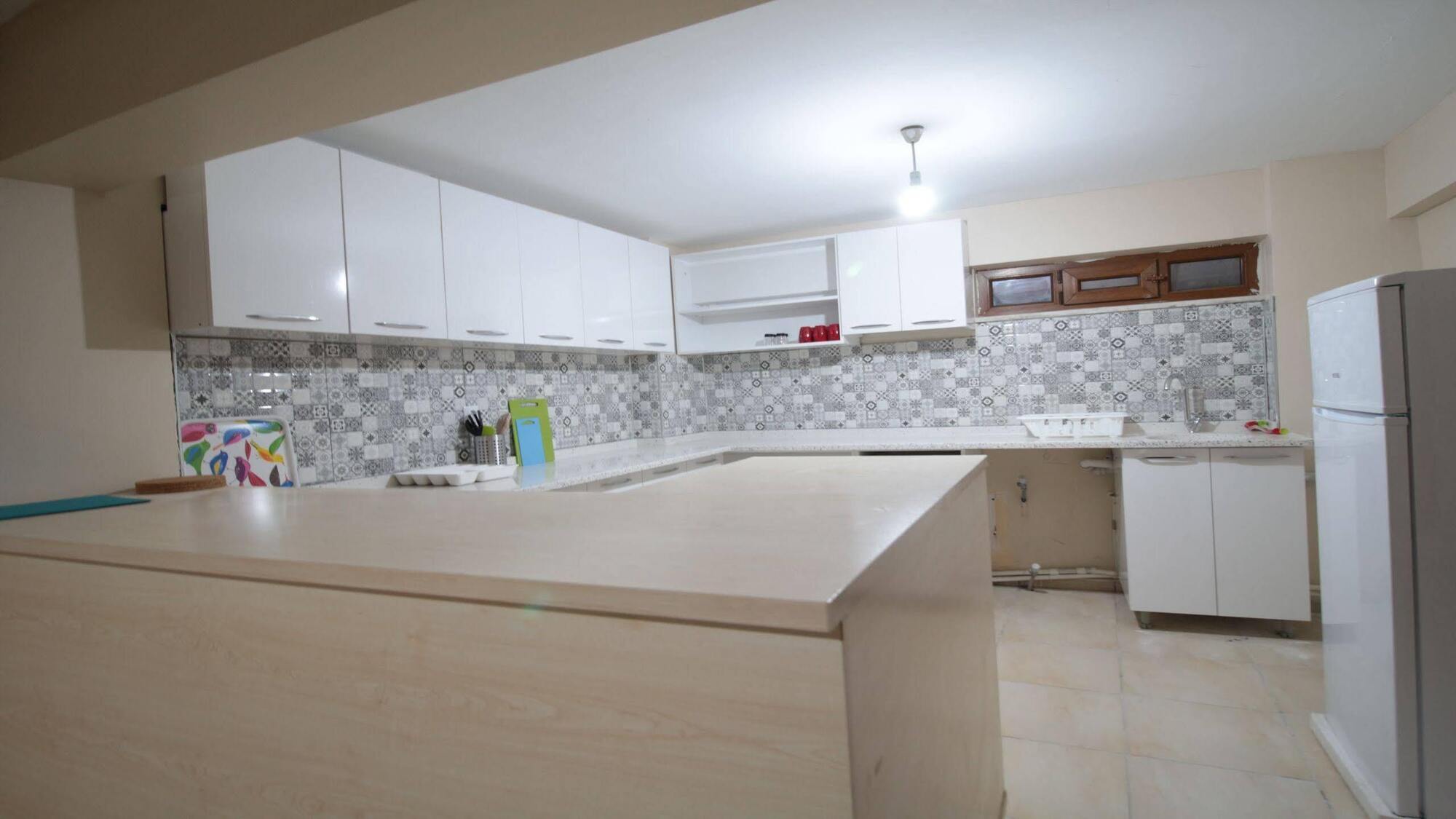 Deeps Hostel Eskişehir Extérieur photo